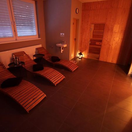 Hotel Banik Nitrianske Rudno Екстериор снимка