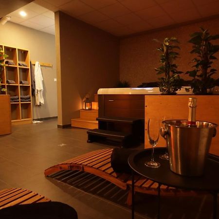 Hotel Banik Nitrianske Rudno Екстериор снимка