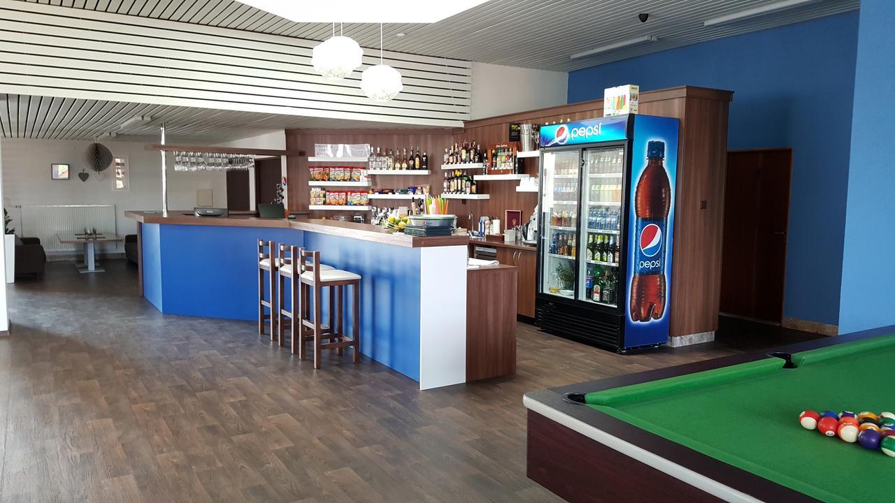 Hotel Banik Nitrianske Rudno Екстериор снимка