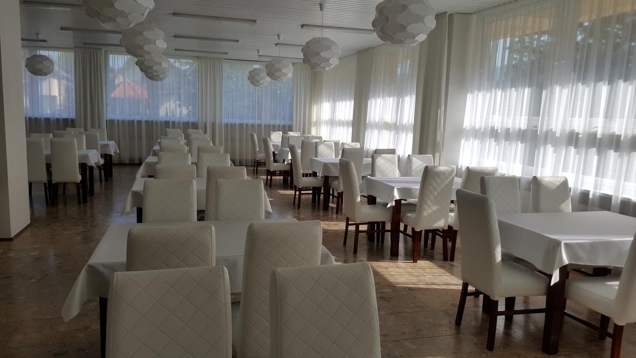 Hotel Banik Nitrianske Rudno Екстериор снимка