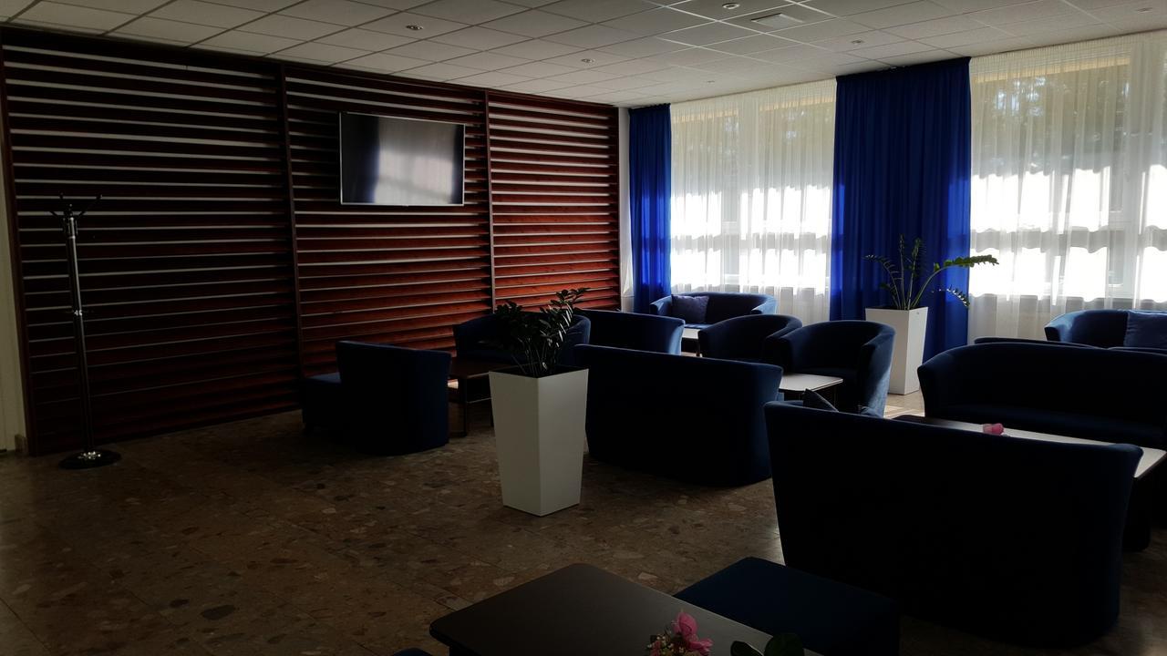 Hotel Banik Nitrianske Rudno Екстериор снимка