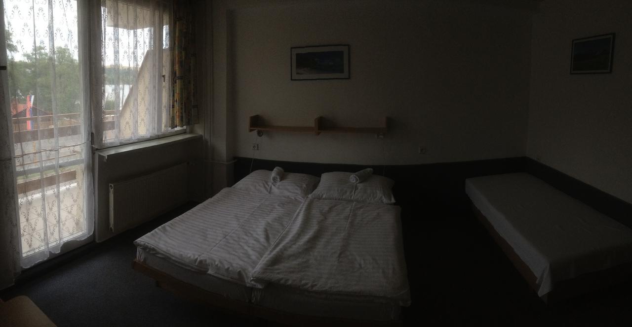 Hotel Banik Nitrianske Rudno Стая снимка