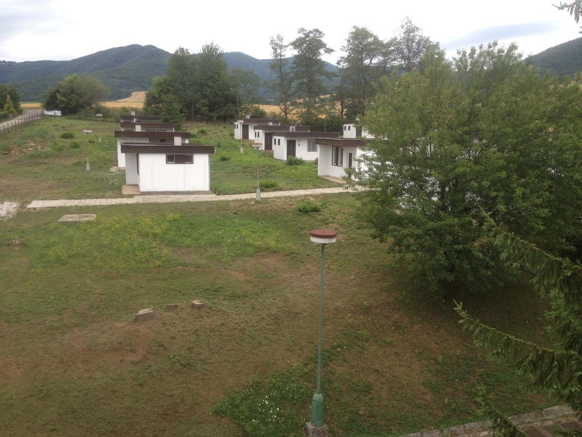 Hotel Banik Nitrianske Rudno Екстериор снимка