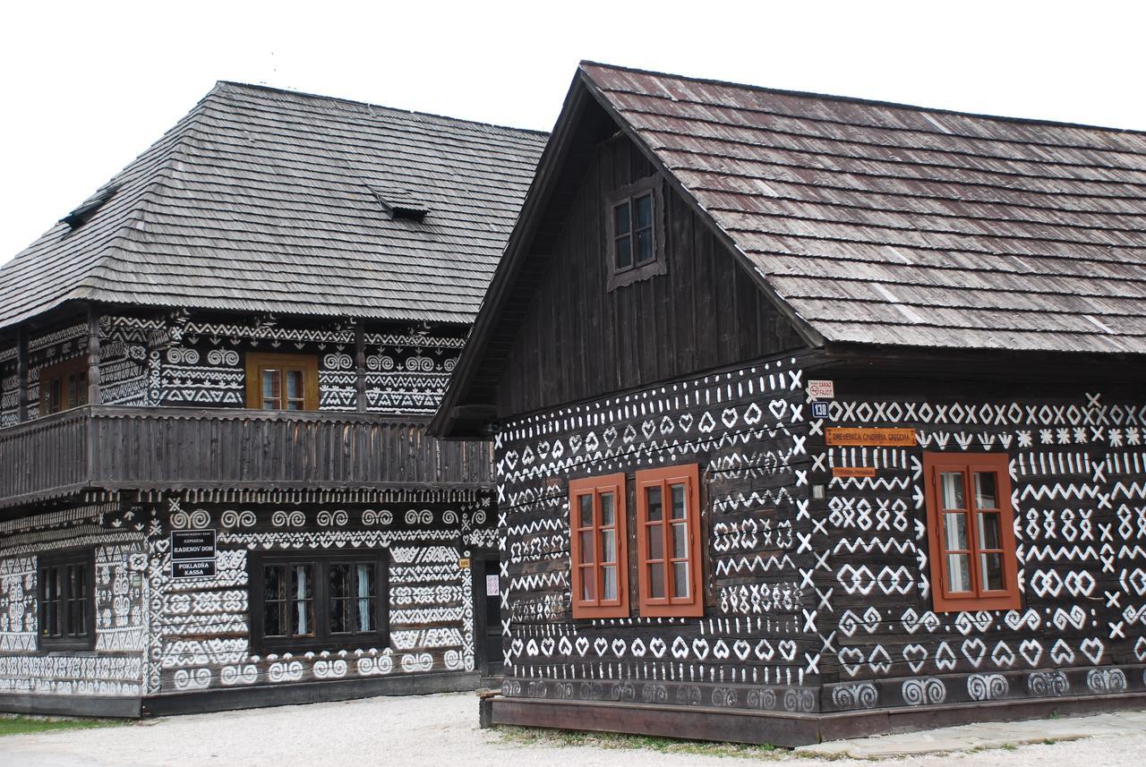 Hotel Banik Nitrianske Rudno Екстериор снимка